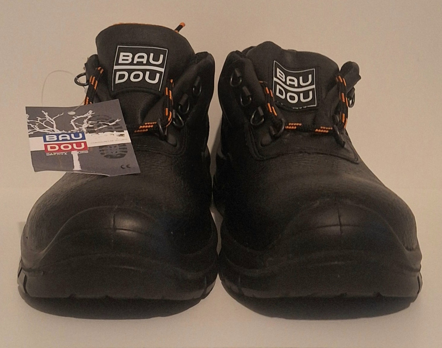 chaussure de securité taille 38 (neuf)