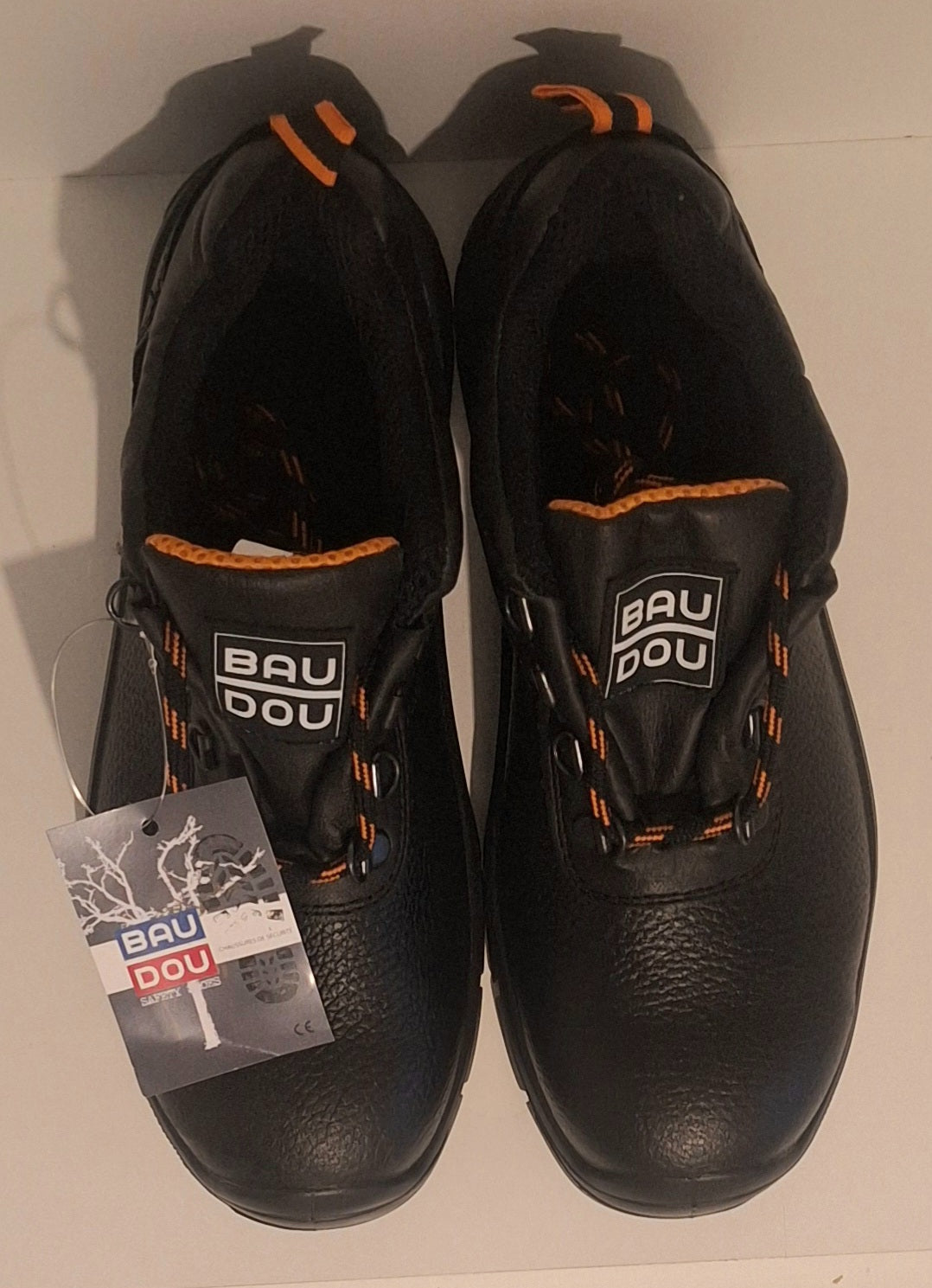 chaussure de securité taille 38 (neuf)