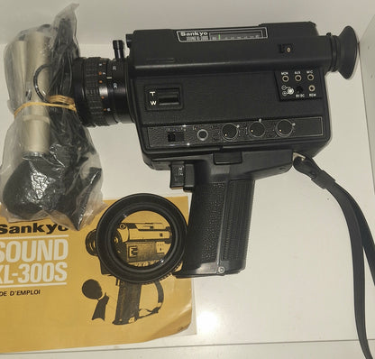 Caméra sankyo vintage avec accessoires