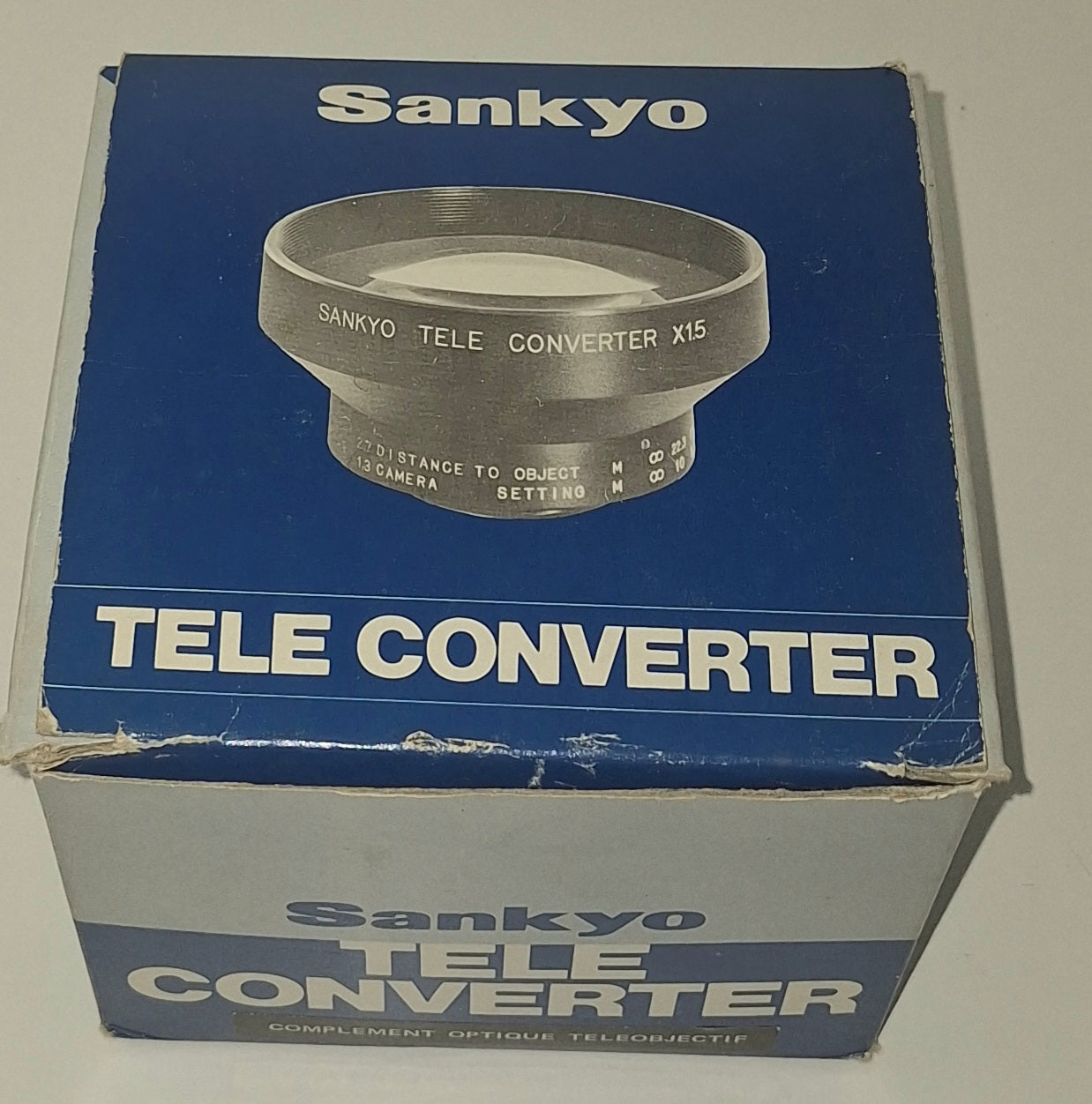 Caméra sankyo vintage avec accessoires
