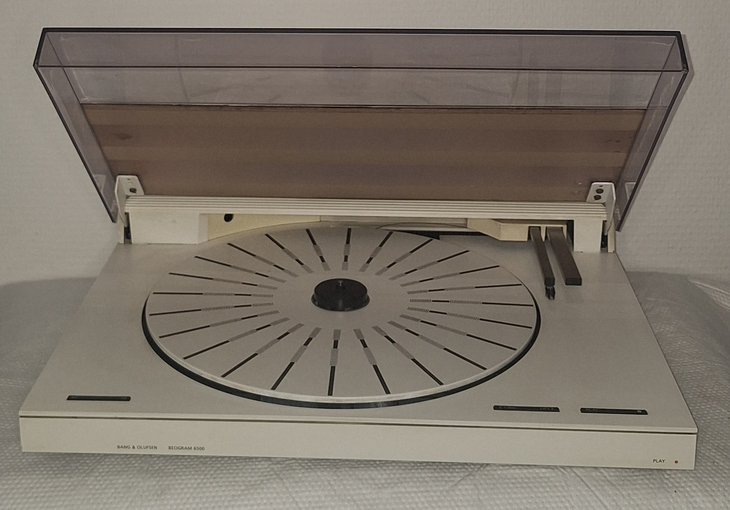 platine vinyle Bang &amp; Olufsen 8500Beogram